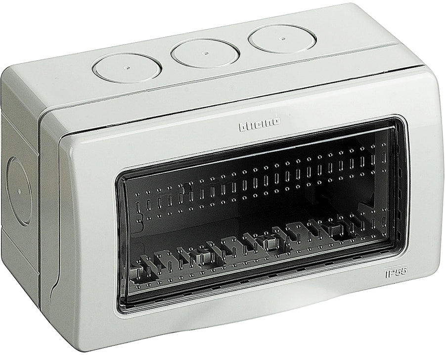 CASSETTA IDROBOX IP55 4 POSTI MAGIC/MATIX CON PORTELLO
