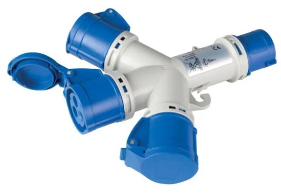 MOLTIPLICATORE A 3 USCITE 3P+T IP44