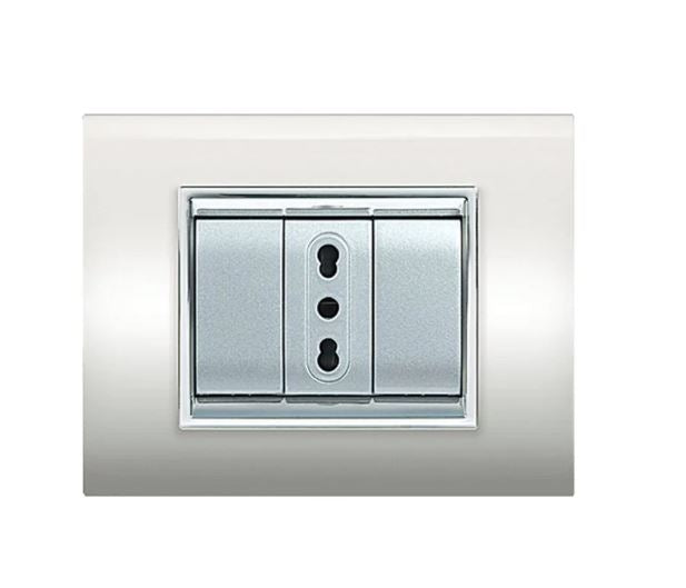 PLACCA NEW PRESTIGE 3 MODULI BIANCA