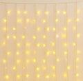 TENDA LUMINOSA 216 LED, 5MT, LUCE GIALLO, CAVO BIANCO, IP65, PROLUNGABILE, EFFETTO FLASH , CON FILI A LUNGHEZZE ALTERNATE (DA 3 A 12 CM) PER UN EFFETTO DINAMICO