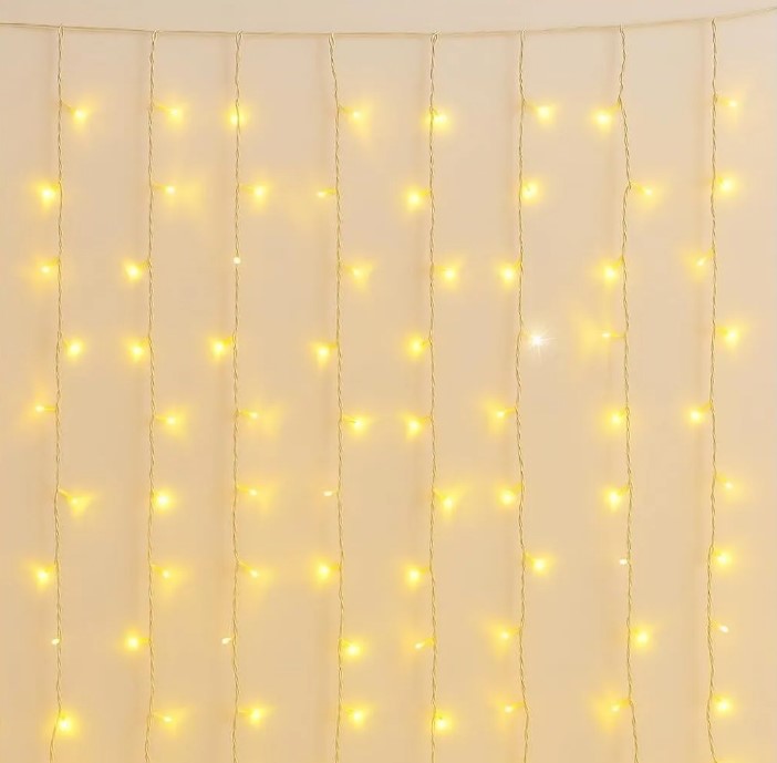 TENDA LUMINOSA 216 LED, 5MT, LUCE GIALLO, CAVO BIANCO, IP65, PROLUNGABILE, EFFETTO FLASH , CON FILI A LUNGHEZZE ALTERNATE (DA 3 A 12 CM) PER UN EFFETTO DINAMICO