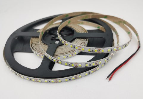 STRIP LED 2835 SLIM DC24V IN KAPTON 120 LED/M 18W/M 1838LM/M 4000K 0 6X500 CM.