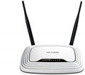 ROUTER WIFI TP-LINK CON 4 PORTE 10/100 E 1 PORTA WAN150MBPS